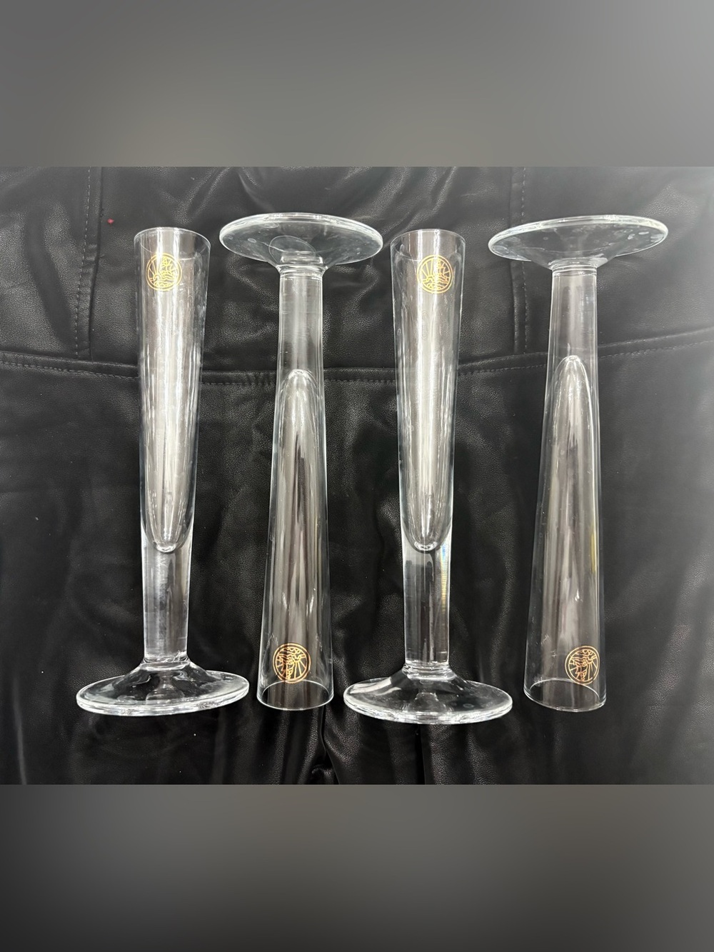 Set of 4 Clear Glass Champagne Flutes with Gold Crest